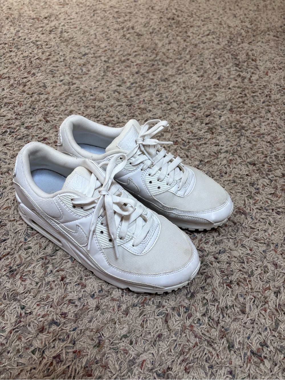 Nike Women’s Off-White/White Low-Top Sneakers